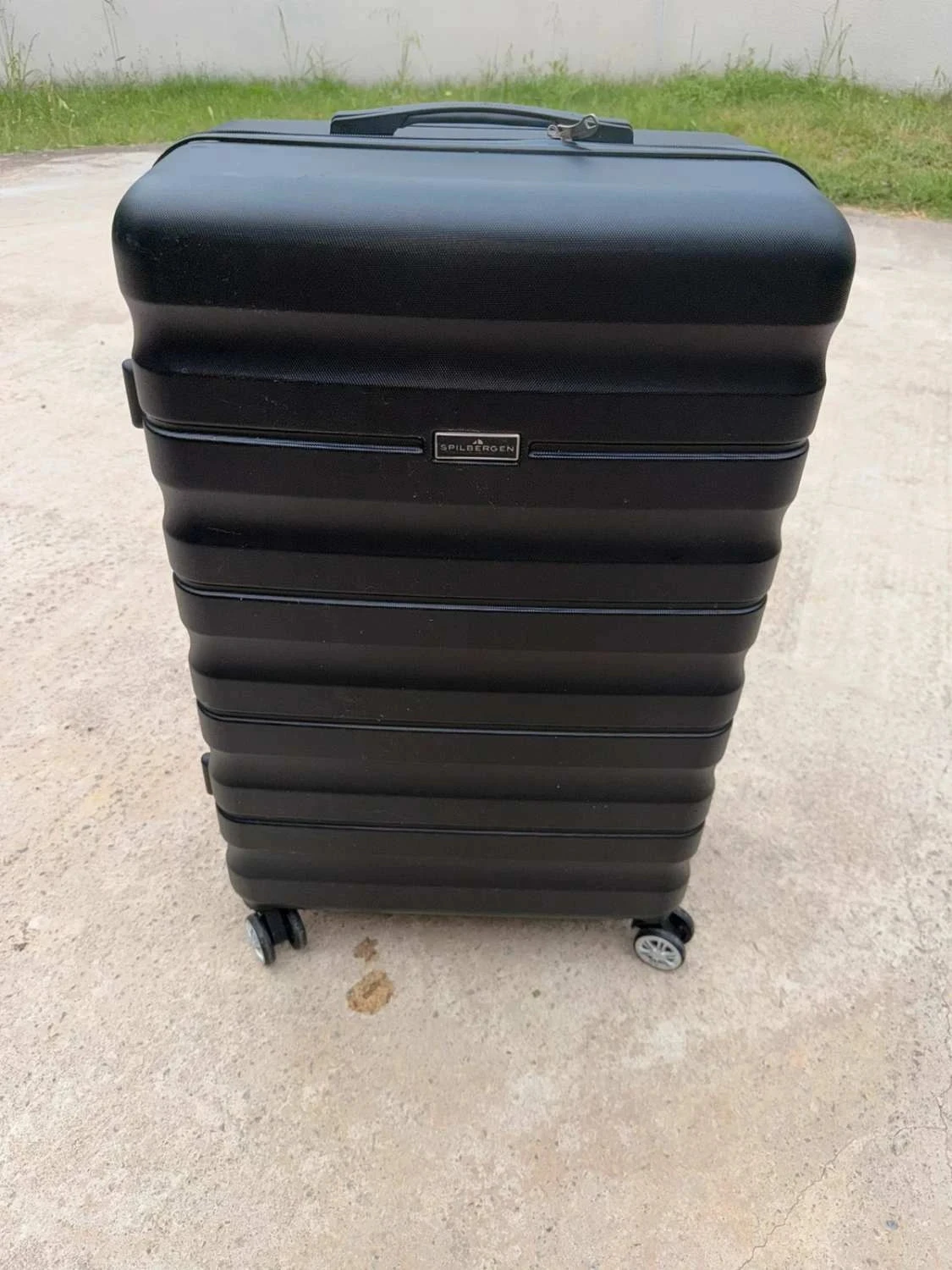 Grande valise noir propre pas de soucis